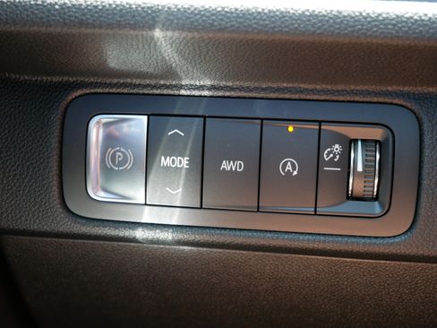 New 2026 Chevrolet Traverse Z71 w/ Enhanced Driving Package AWD/4WD image 23