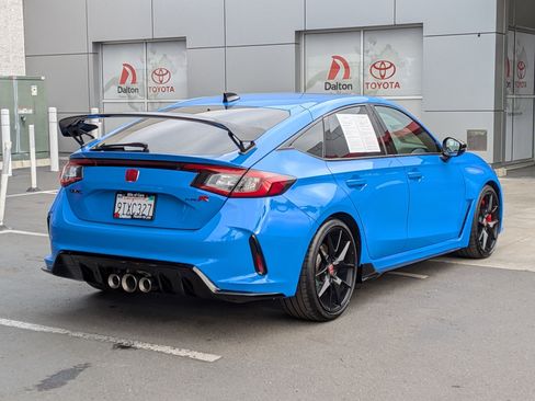 Used 2025 Honda Civic Type R image 4