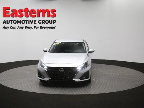 Used 2023 Nissan Altima 2.5 SV AWD/4WD image 52