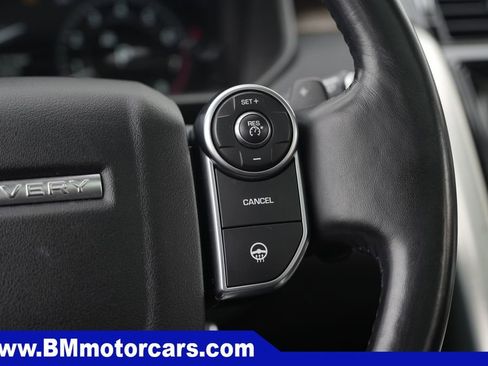 Used 2018 Land Rover Discovery HSE AWD/4WD image 49