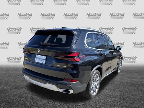 Certified 2025 BMW X5 sDrive40i image 10