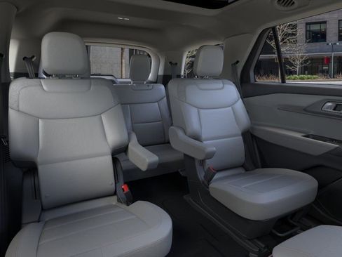 New 2026 Ford Explorer Active w/ Active Comfort Package AWD/4WD image 11