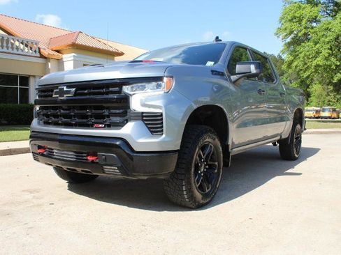 Used 2023 Chevrolet Silverado 1500 LT Trail Boss w/ Convenience Package II AWD/4WD image 9