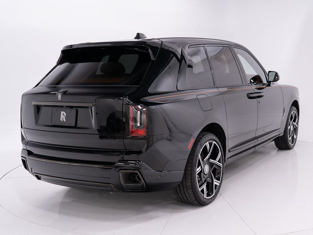 New 2027 Rolls-Royce Cullinan Black Badge AWD/4WD image 5
