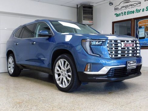 Used 2024 GMC Acadia Denali image 6