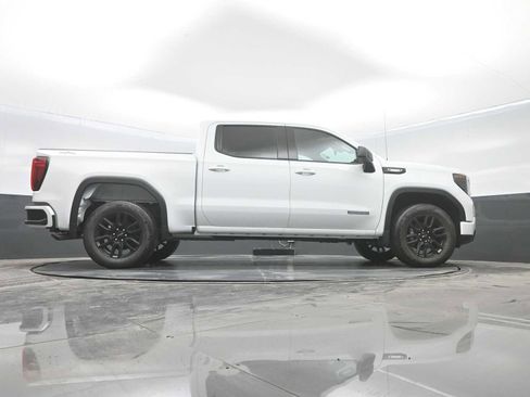 New 2026 GMC Sierra 1500 Elevation image 28
