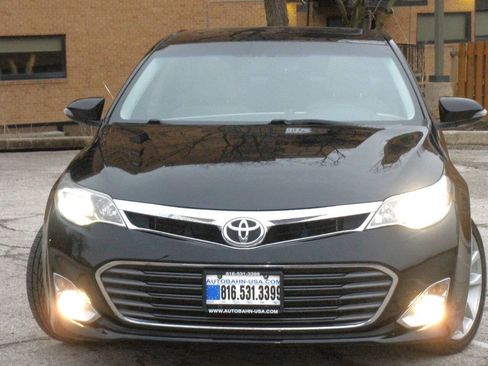 Used 2013 Toyota Avalon Limited image 5