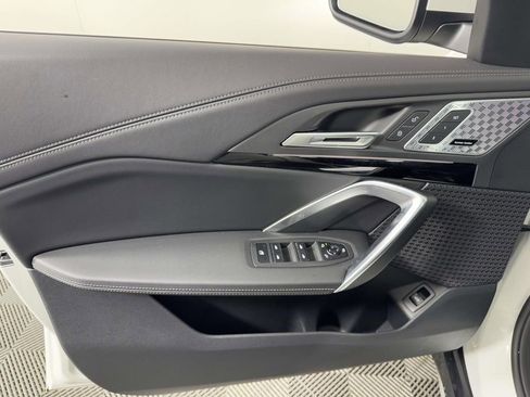 Used 2025 BMW X1 xDrive28i w/ Technology Package image 17