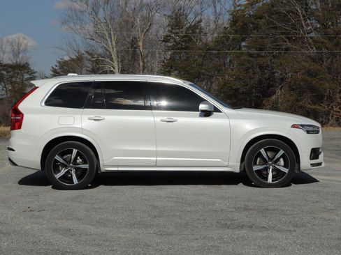 Used 2019 Volvo XC90 T6 R-Design w/ Advanced Package AWD/4WD image 3