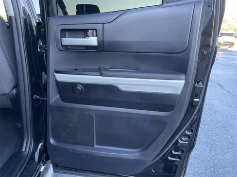 Used 2014 Toyota Tundra SR5 image 23