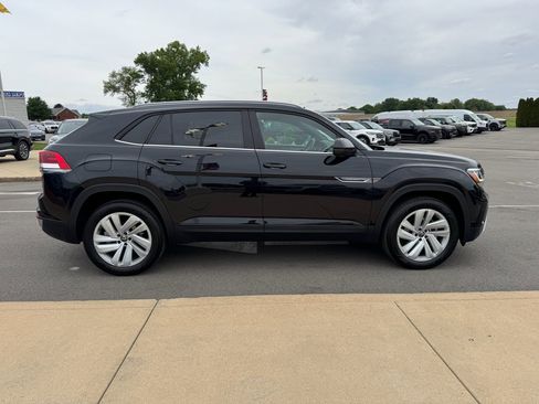 Used 2022 Volkswagen Atlas Cross Sport SE AWD/4WD image 9