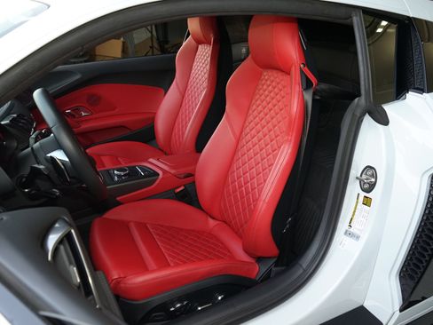 Used 2022 Audi R8 V10 performance RWD image 10