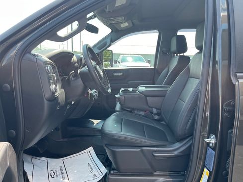 Used 2023 GMC Sierra 3500 Pro w/ X31 Off-Road Package AWD/4WD image 16