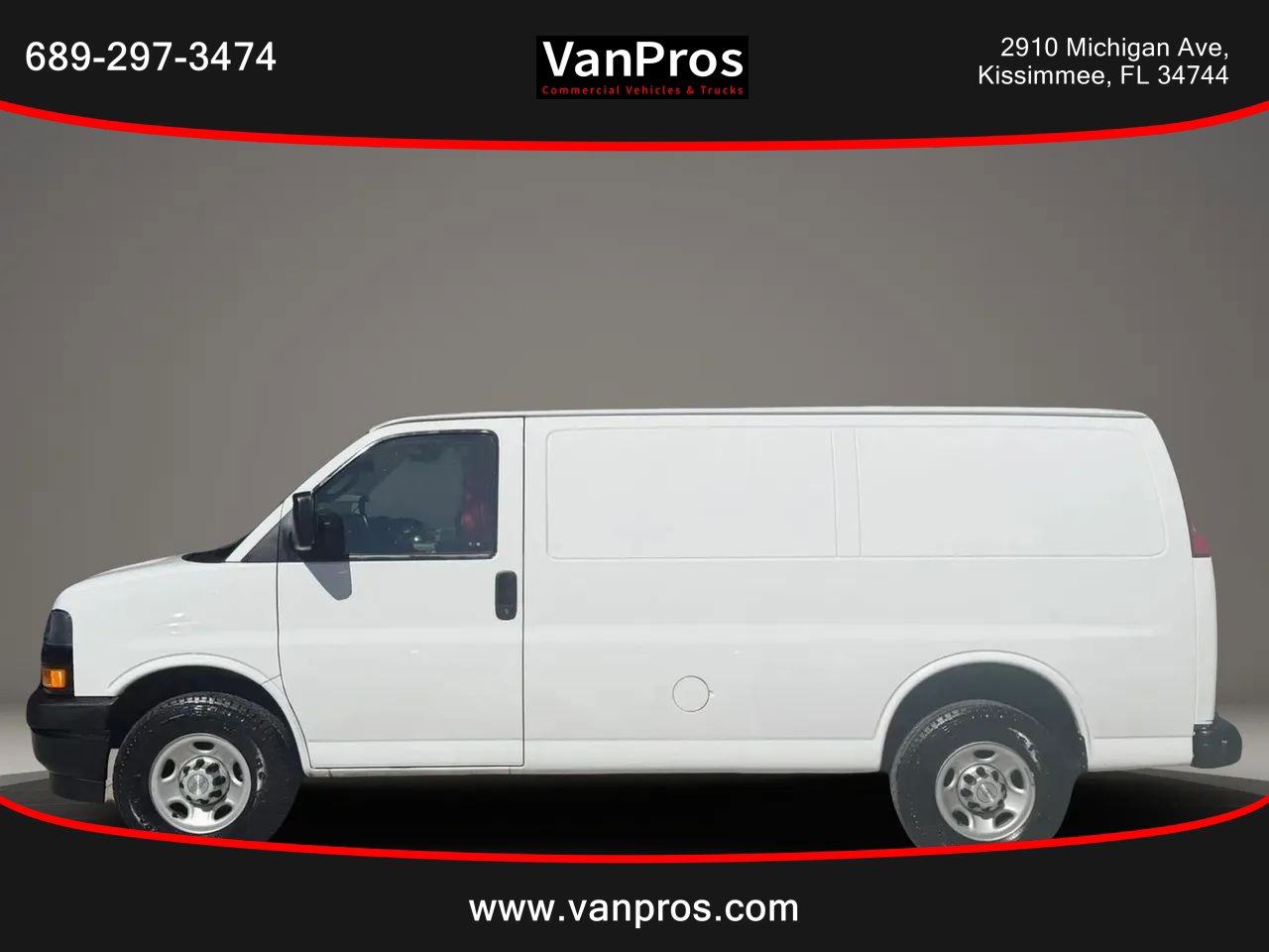Used 2022 Chevrolet Express 2500 w/ Driver Convenience Package RWD image 2