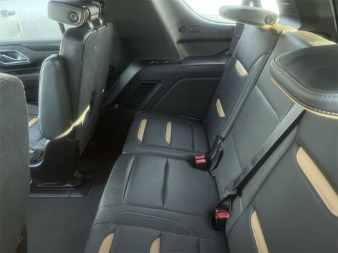 Used 2021 GMC Yukon AT4 w/ AT4 Premium Plus Package image 6