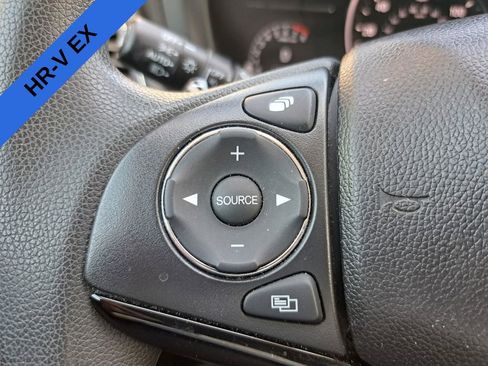 Used 2022 Honda HR-V EX image 14