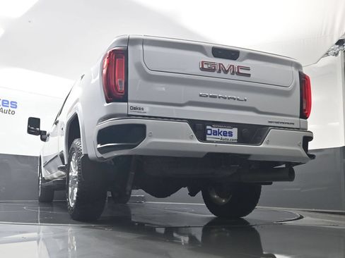 Used 2020 GMC Sierra 2500 Denali w/ Denali Ultimate Package AWD/4WD image 44