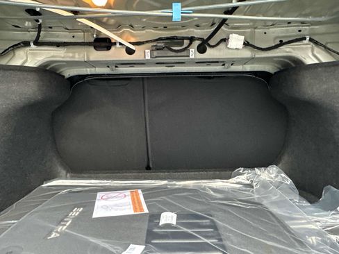 New 2026 Nissan Sentra SV w/ SV Convenience Package FWD image 15