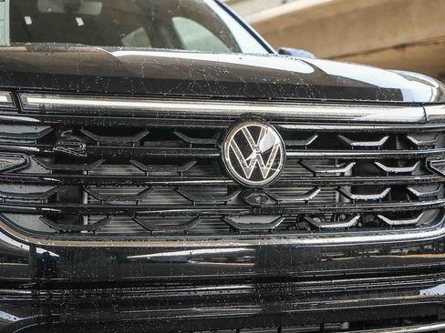 New 2026 Volkswagen Atlas Cross Sport SEL Premium R-Line AWD/4WD image 5