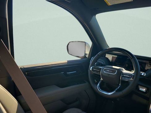 New 2026 GMC Yukon XL Elevation image 15