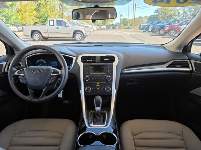 Used 2014 Ford Fusion S FWD image 15
