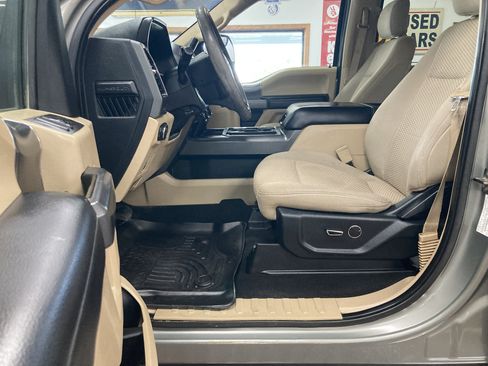 Used 2019 Ford F250 XLT w/ XLT Premium Package AWD/4WD image 12
