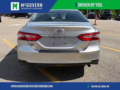 Used 2018 Toyota Camry LE FWD image 4