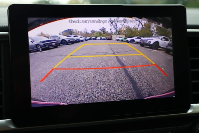 Used 2022 Hyundai Venue SE w/ Cargo Package FWD image 18