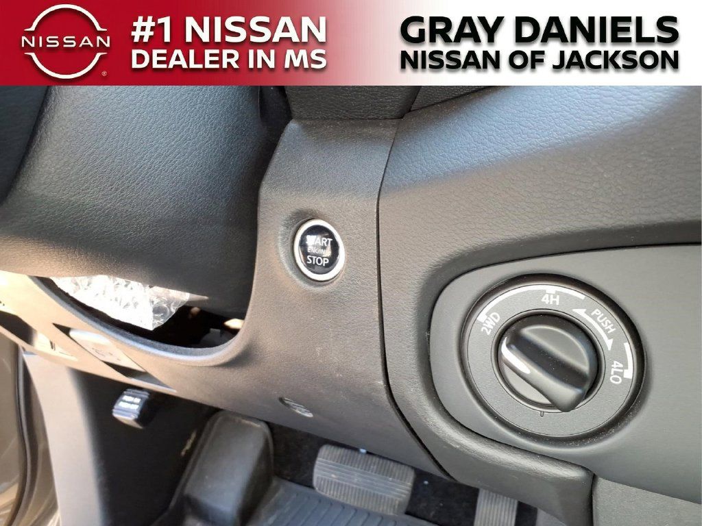 Certified 2024 Nissan Frontier PRO-4X w/ Pro Premium Package AWD/4WD image 17