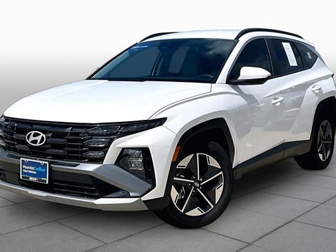 Certified 2025 Hyundai Tucson SEL FWD image 1