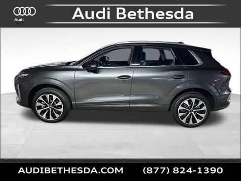 New 2026 Audi Q3 quattro 2.0T AWD/4WD image 4