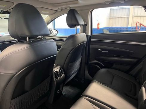 Used 2023 Hyundai Tucson SEL w/ Convenience Package image 17