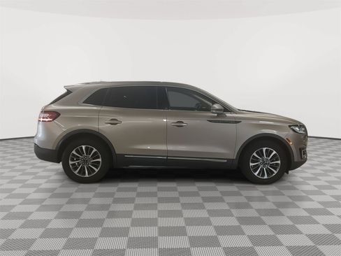 Used 2019 Lincoln Nautilus Select FWD image 30