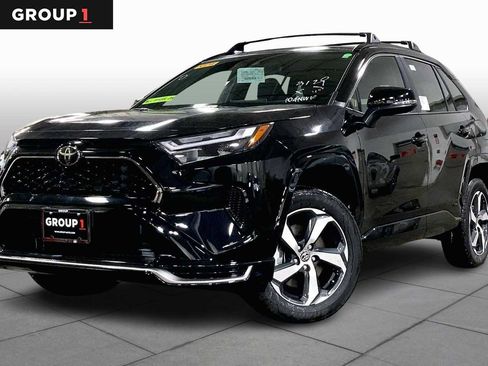 New 2025 Toyota RAV4 SE image 1