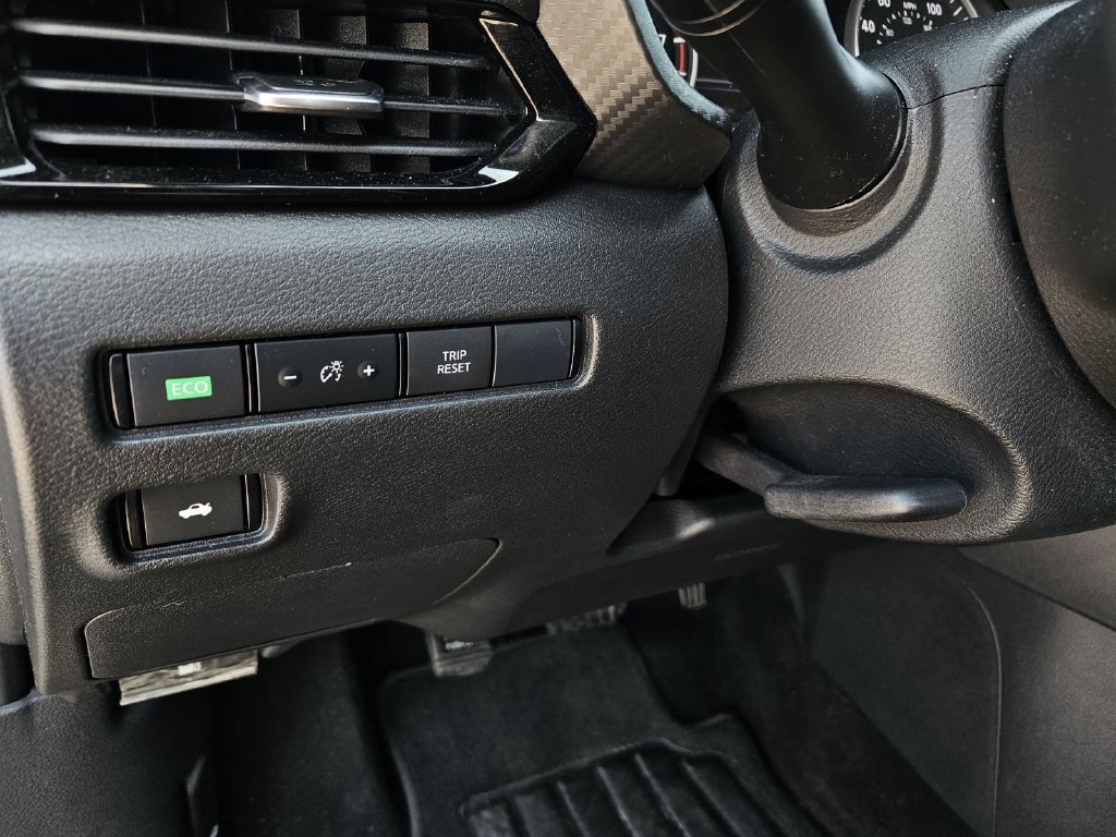 Certified 2022 Nissan Sentra SV w/ All-Weather Package FWD image 15