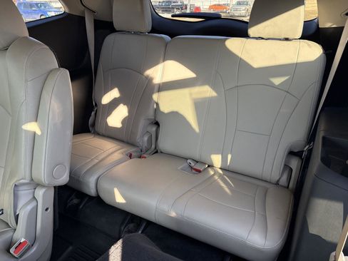 Used 2021 Buick Enclave Premium w/ Sun and Sites Package image 16