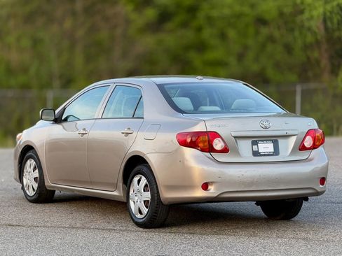 Used 2009 Toyota Corolla LE image 10