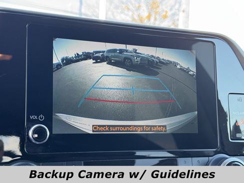 Used 2023 Toyota Highlander L image 8