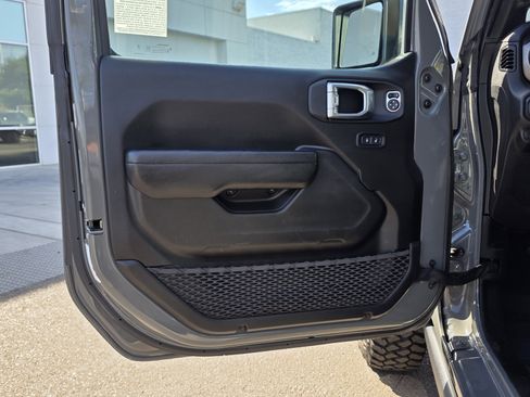 Certified 2023 Jeep Wrangler Unlimited image 11