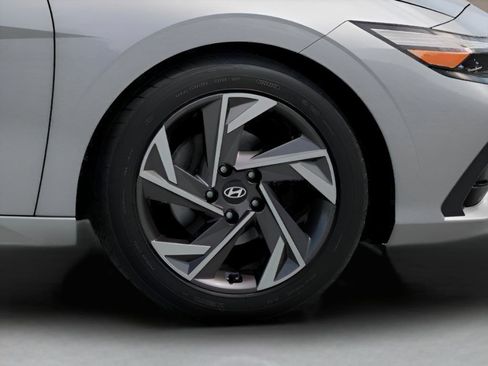 New 2026 Hyundai Elantra SEL Sport Premium FWD image 8