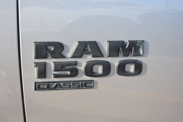 Used 2024 RAM 1500 Warlock AWD/4WD image 11