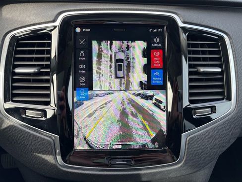 Used 2024 Volvo XC90 B6 Plus image 15