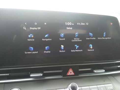 Used 2024 Hyundai Elantra SEL image 24