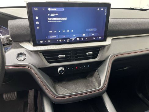 Certified 2025 Ford Explorer ST-Line AWD/4WD image 19