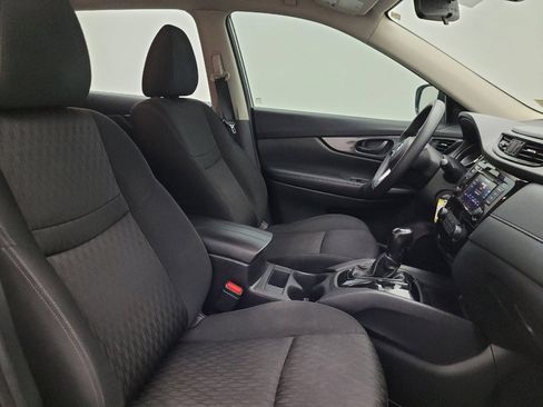 Used 2019 Nissan Rogue S FWD image 21