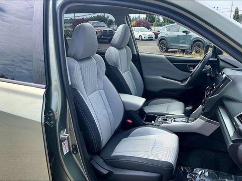 Used 2019 Subaru Forester Premium w/ All-Weather Package AWD/4WD image 10