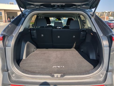 Used 2021 Toyota RAV4 LE w/ Carpet Mat Package (TMS) AWD/4WD image 30