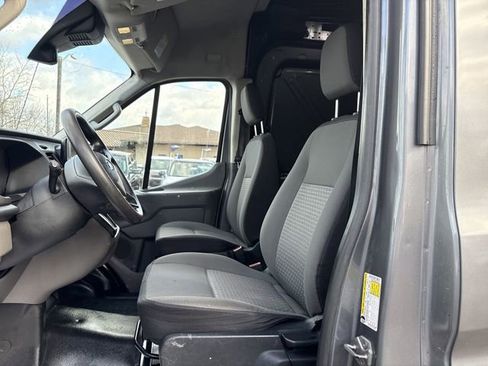 Certified 2021 Ford Transit 250 Medium Roof AWD image 22