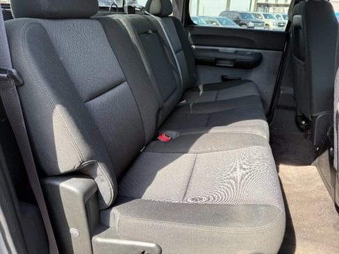Used 2013 Chevrolet Silverado 2500 LT w/ Interior Plus Package image 29