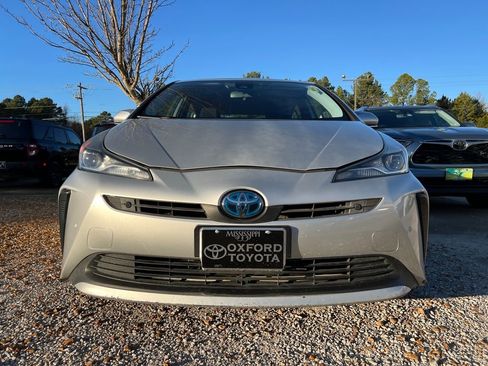 Used 2019 Toyota Prius L Eco image 9